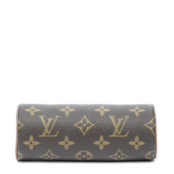Louis Vuitton Papillon Pouch - Picture 6 of 9